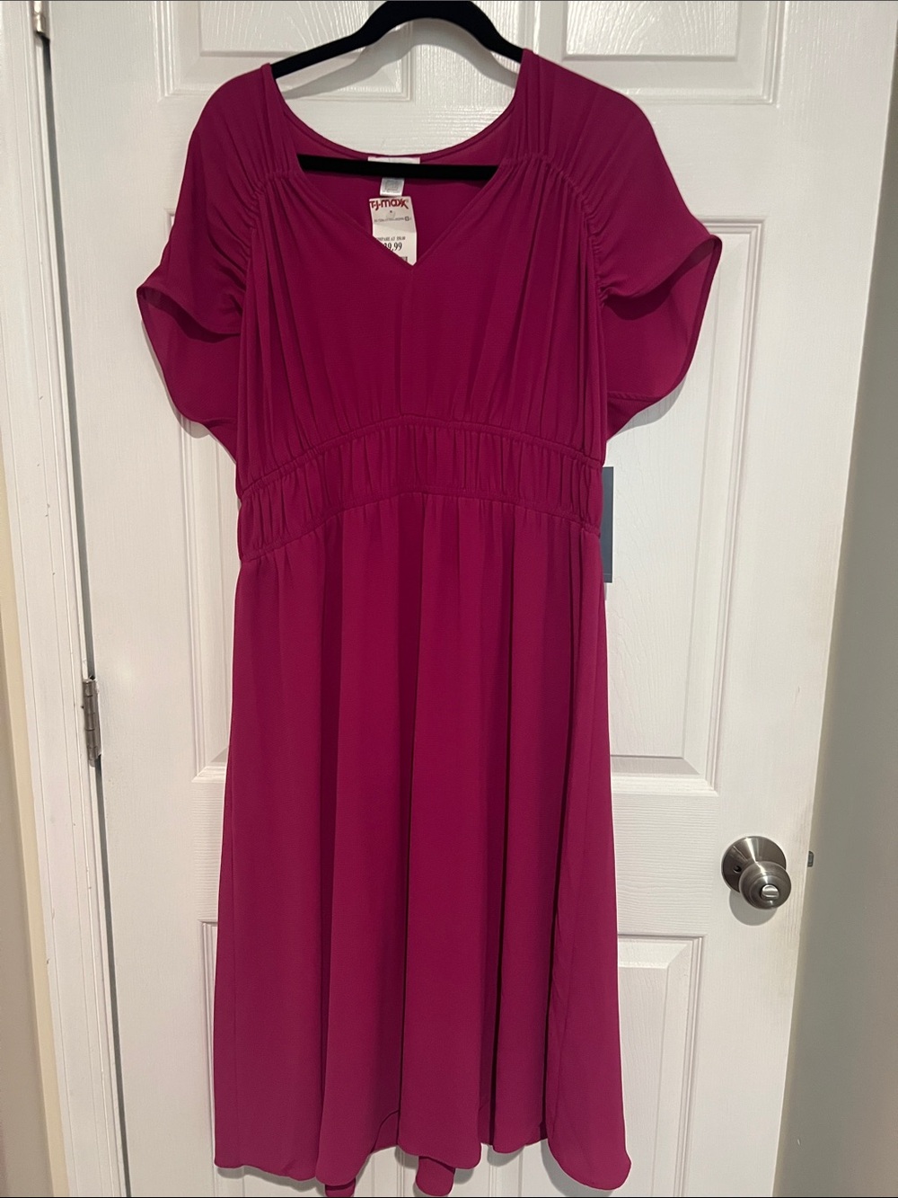 London Times Magenta Flutter-Sleeve Midi Dress